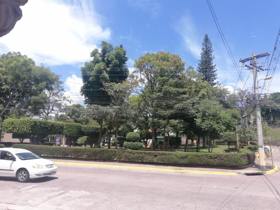 Hotel Ghiza Tegucigalpa Bagian luar foto